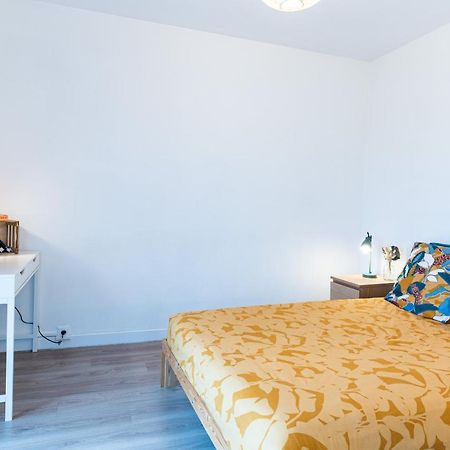 Апартаменти Le Coquet - Balcon - Proche Gare - Parking Бург-ан-Бресс Екстер'єр фото