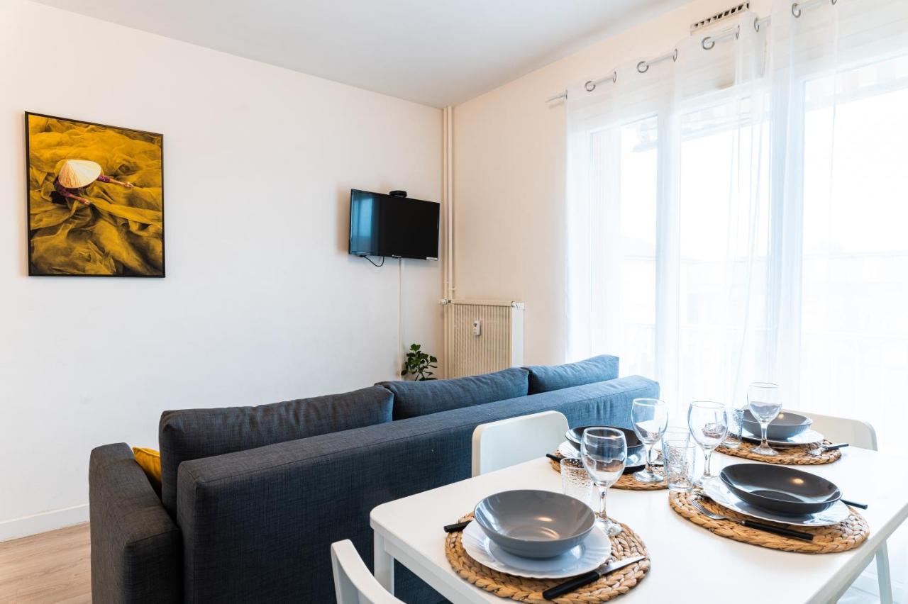 Апартаменти Le Coquet - Balcon - Proche Gare - Parking Бург-ан-Бресс Екстер'єр фото